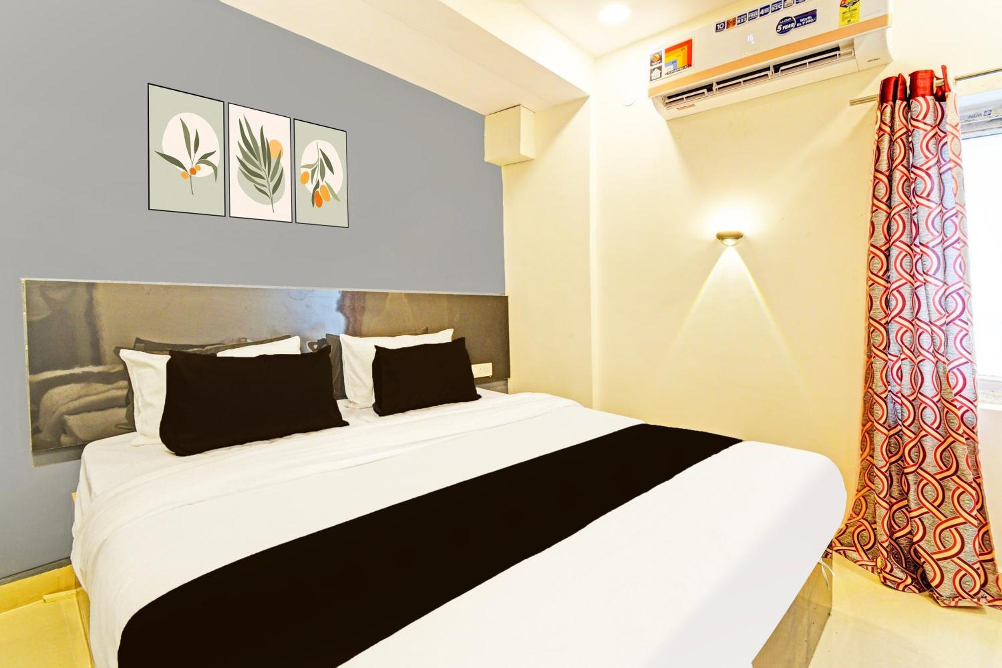 Hotel O Malani Inn Haiderabad Buitenkant foto